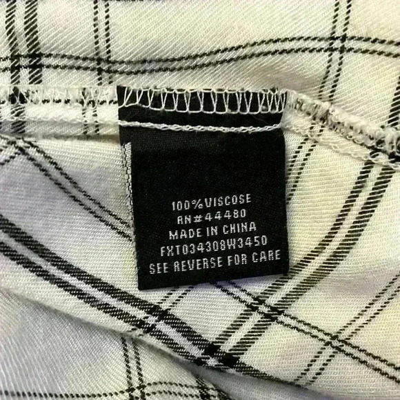 Tinsel White Black Plaid Button Down V Neck Size L Roll Tab - Picture 6 of 7